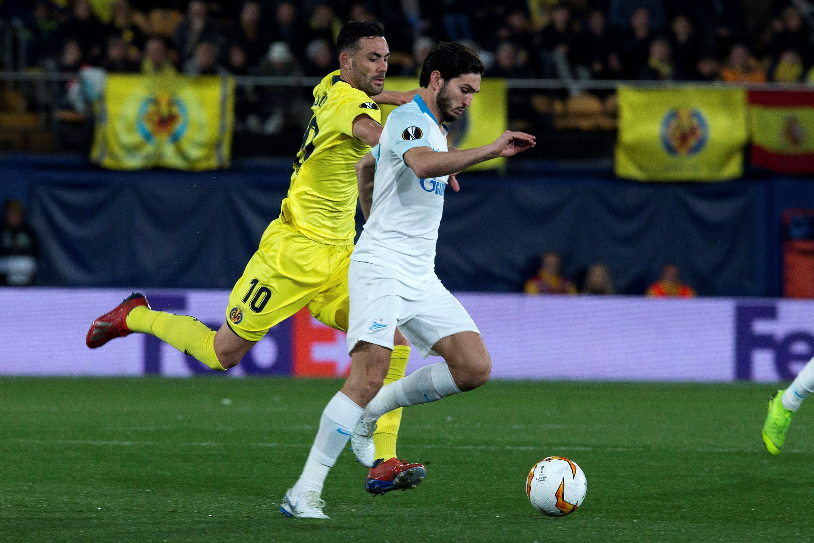 比利亚雷亚尔围绕CBA季后赛刷新队史纪录今晨北京首钢状态回暖，夏洛特黄蜂赛前内部沟通都惊呆了的简单介绍